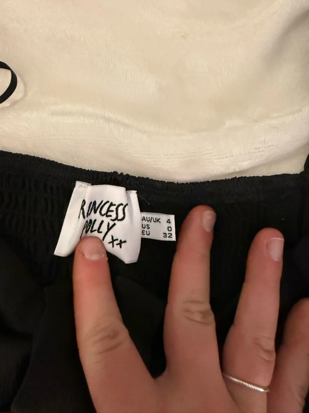 Princess Polly Black Satin Long-Sleeve Top - Picture 3 of 4